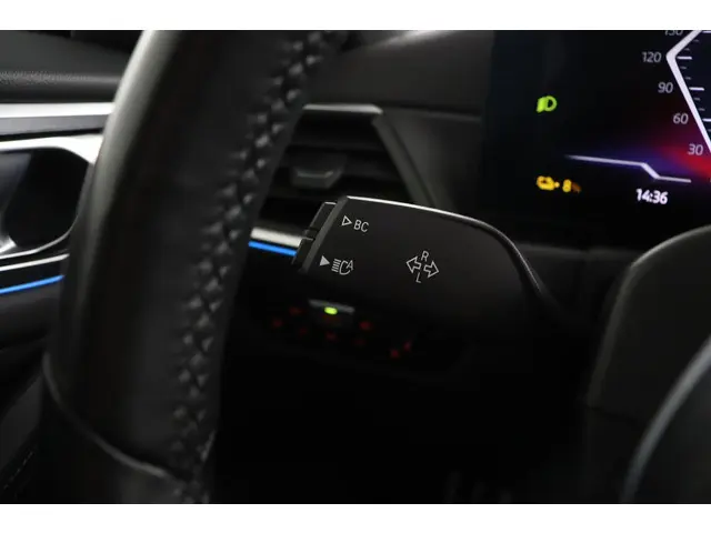 BMW i4 eDrive40 High Executive 84 kWh 2022 Elektrisch 26