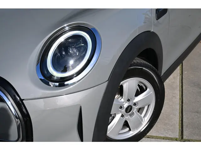 MINI Cooper Cabrio Mini 1.5 Classic 2023 Benzine 3