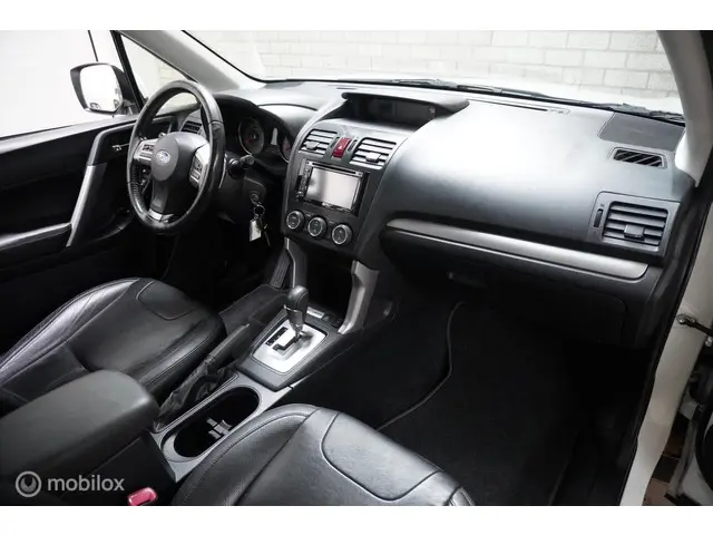 Subaru Forester 2.0 Nagano 2015 Benzine 10