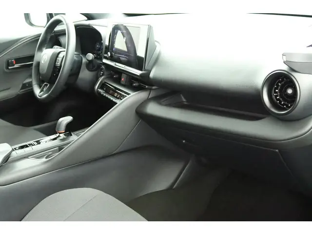 Toyota C-HR 1.8 Hybrid 140 Dynamic 2024 Hybride Benzine 51