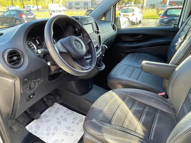 Mercedes-Benz Vito 111 CDI Extra Lang 2017 Diesel 15