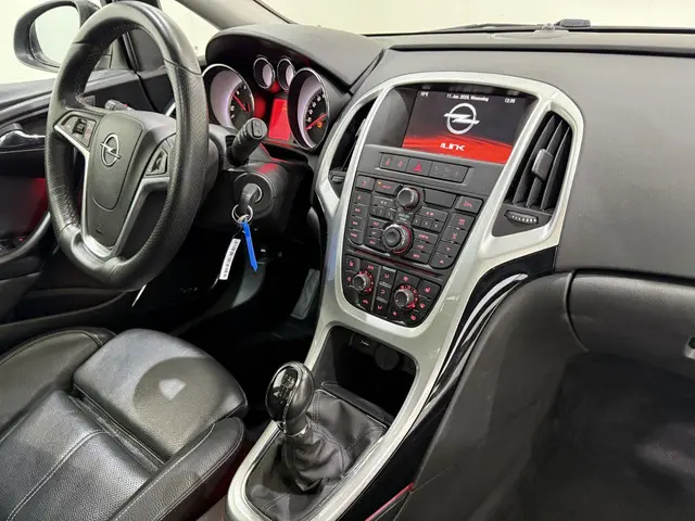Opel Astra 5-Drs 1.6 CDTi Sport+ Navi/Clima 2015 Diesel 13