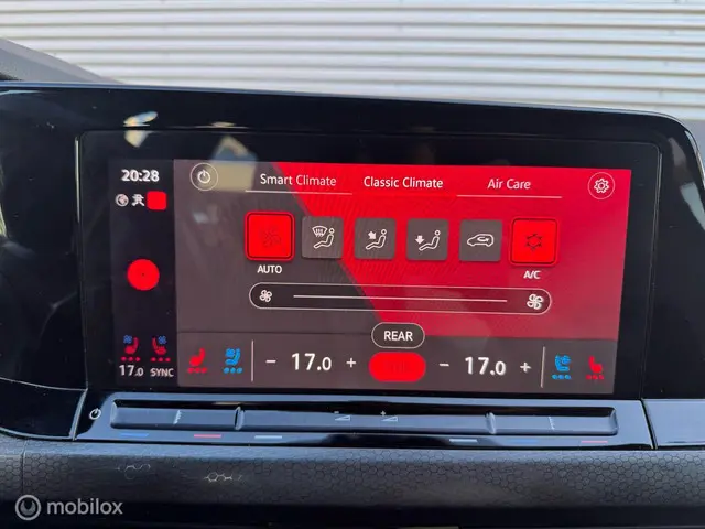 Volkswagen Golf 2.0 TSI GTI CLUBSPORT 2021 Benzine 28