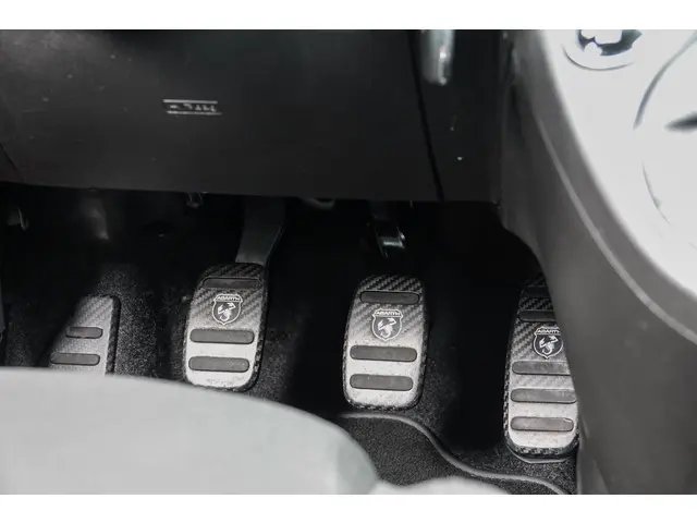 Abarth 595 1.4 T-Jet Pista 2019 Benzine 35