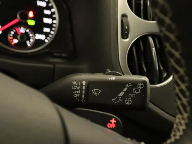 Volkswagen Tiguan 1.4 TSI Sport & Style 2015 Benzine 29