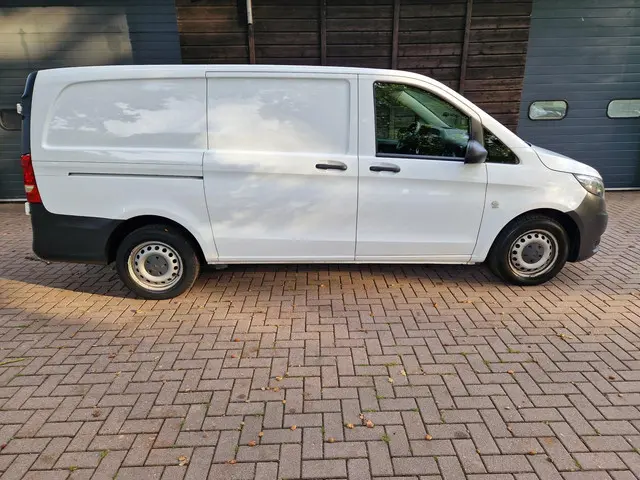 Mercedes-Benz Vito 111 CDI Lang 2018 Diesel 6