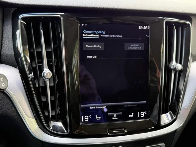 Volvo V60 2.0 B4 Business Pro 2021 Benzine 17