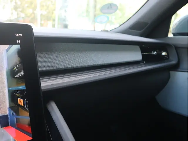 Polestar 2 Long Range Single Motor 2023 Elektrisch 36