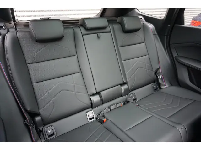 BMW iX1 eDrive20 67 kWh 2025 Elektrisch 10