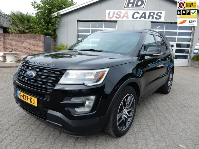 Ford Explorer SPORT 7 Persoons 2017 Benzine