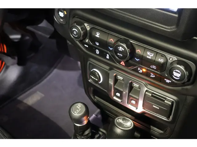 Jeep Wrangler 2.0T Rubicon 2019 Benzine 24
