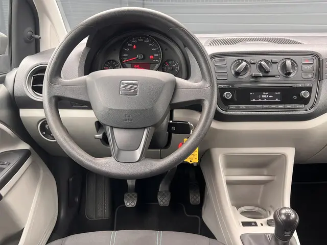 SEAT Mii 1.0 Style 2017 Benzine 3