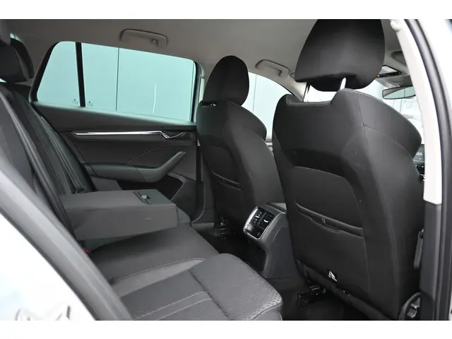 Škoda Octavia Combi 1.0 TSI Style 2021 Benzine 25