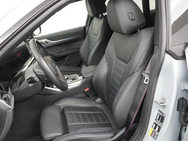 BMW i4 M50 High Executive 84 kWh 2024 Elektrisch 4