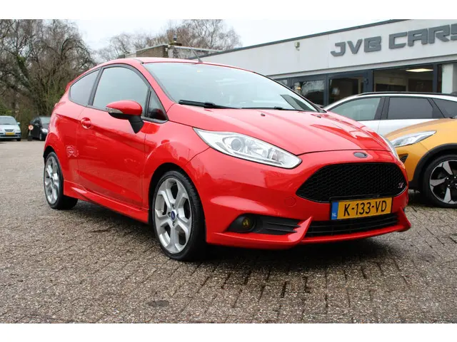 Ford Fiesta 1.6 ST1 2014 Benzine 5