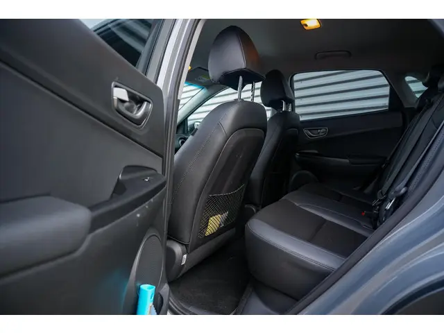 Hyundai Kona EV Comfort 64 kWh 2019 Elektrisch 10