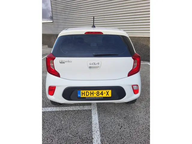Kia Picanto 1.0 DPi dynamic line 2024 Benzine 7