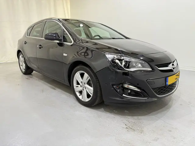 Opel Astra 5-Drs 1.6 CDTi Sport+ Navi/Clima 2015 Diesel 10