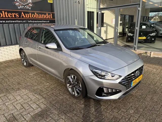 Hyundai i30 1.0 T-GDi MHEV Comfort 2023 Hybride Benzine 4
