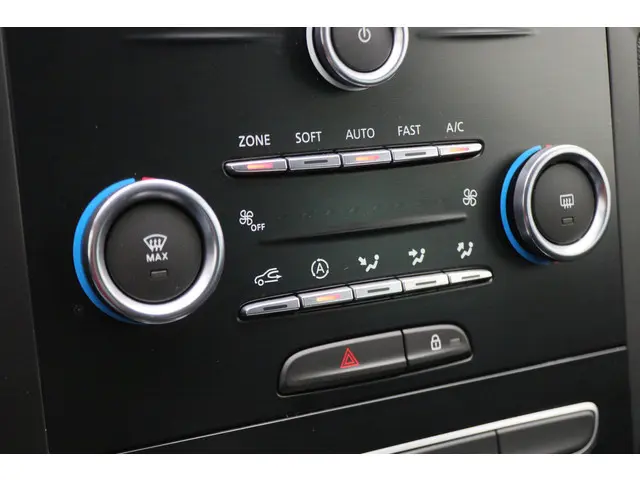 Renault Mégane Estate 1.3 TCe Limited 2019 Benzine 45
