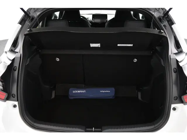 Toyota Yaris 1.5 Hybrid Executive 2022 Hybride Benzine 23