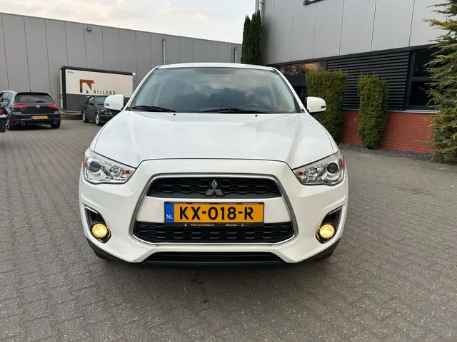 Mitsubishi ASX 1.6 ClearTec Inform 2012 Benzine 3