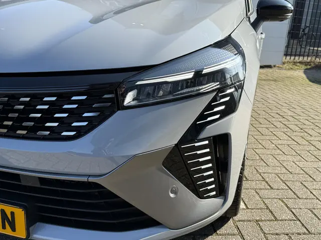 Renault Clio 1.0 TCe 90 GPF esprit Alpine 2025 Benzine 21