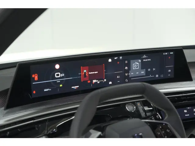 Peugeot 5008 HYbrid 145 e-DCS6 GT 2025 Hybride Benzine 61