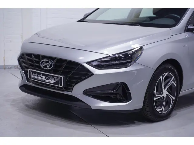 Hyundai i30 1.0 T-GDi MHEV Comfort Smart 2021 Benzine 12