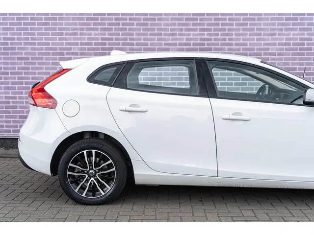 Volvo V40 T2 Polar+ 2019 Benzine 7