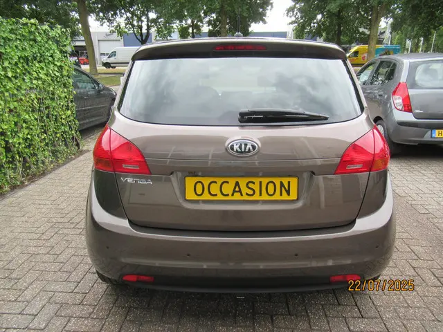 Kia Venga 1.6 CVVT ExecutiveLine 2013 Benzine 5