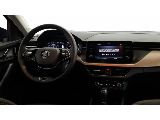 Škoda Kamiq 1.0 TSI DSG Style 2021 Benzine 12