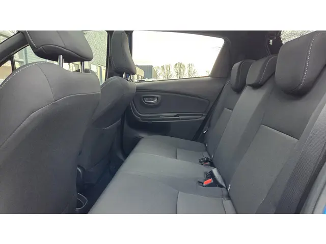 Toyota Yaris 1.5 Hybrid Splash 2018 Hybride Benzine 17