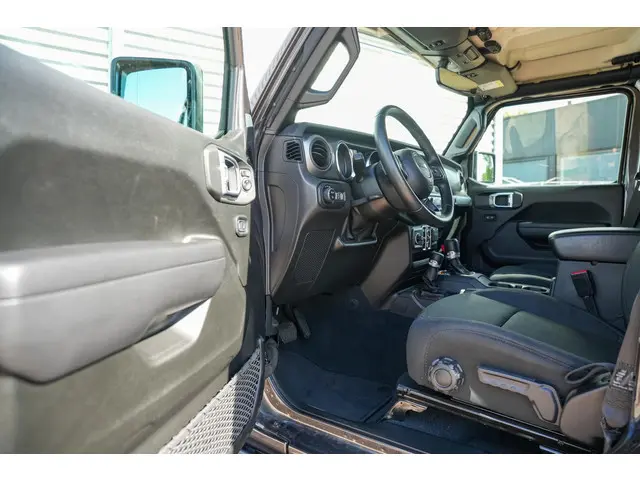Jeep Gladiator sport 3.6 V6 2024 Benzine 6