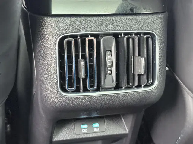 BYD SEAL U 1.5 DM-i FWD Boost 2025 Hybride Benzine 23