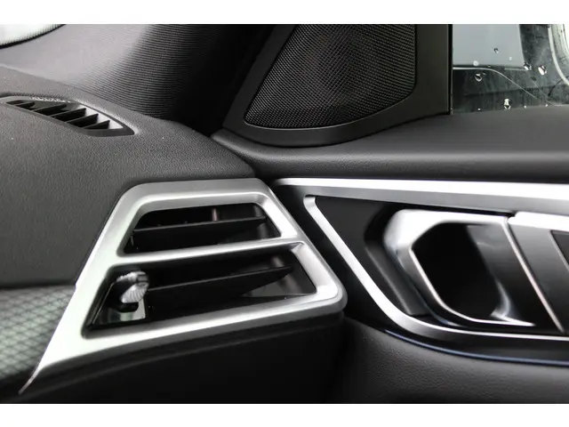 BMW i4 eDrive40 M Sport 2025 Elektrisch 18