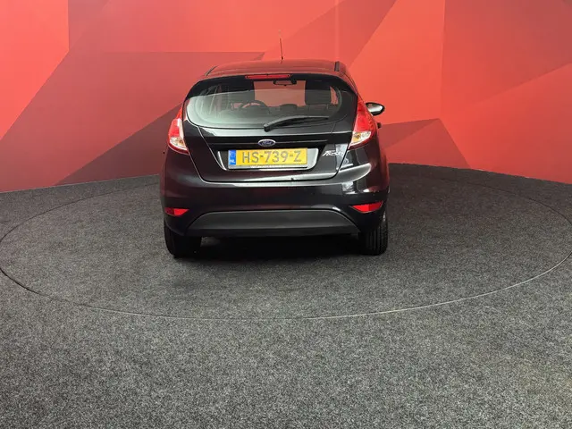 Ford Fiesta 1.0 Style 2016 Benzine 32