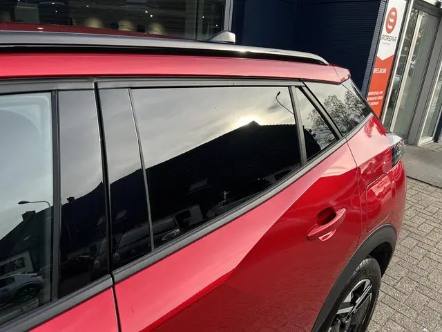 Peugeot 2008 1.2 Turbo 100PK Allure 2024 Benzine 17