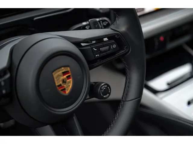 Porsche Cayenne S E-Hybrid 2024 Hybride Benzine 15