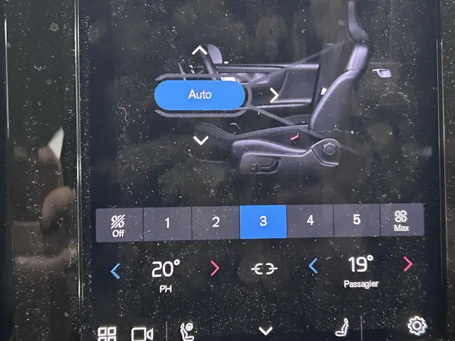 Volvo C40 Recharge Plus 69 kWh 2024 Elektrisch 12