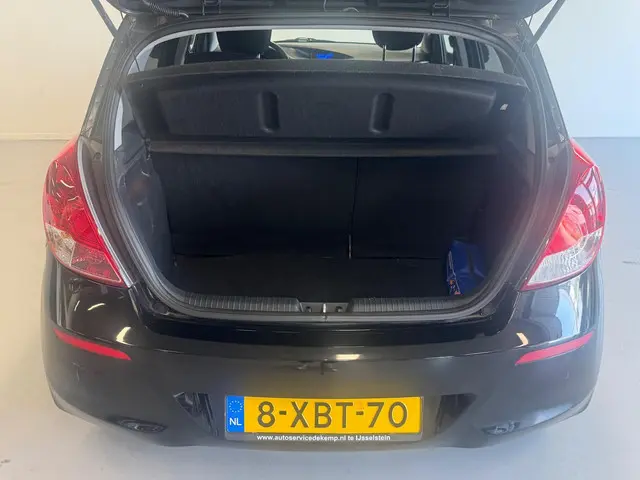 Hyundai i20 1.2i Go! 2015 Benzine 7