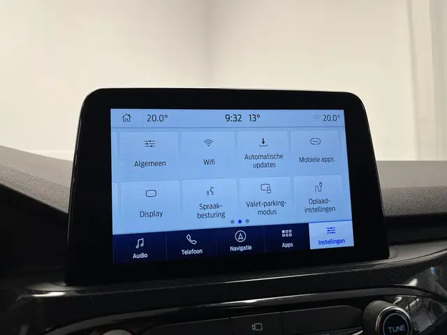 Ford Kuga 2.5 PHEV ST-Line 2024 Hybride Benzine 26