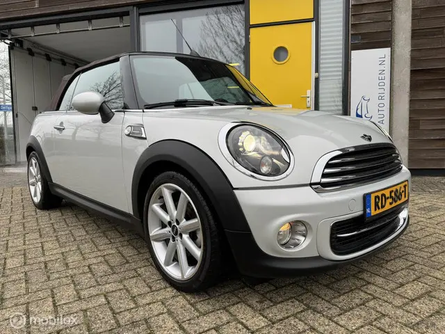 MINI Cooper Cabrio 1.6 Chili 2013 Benzine 3