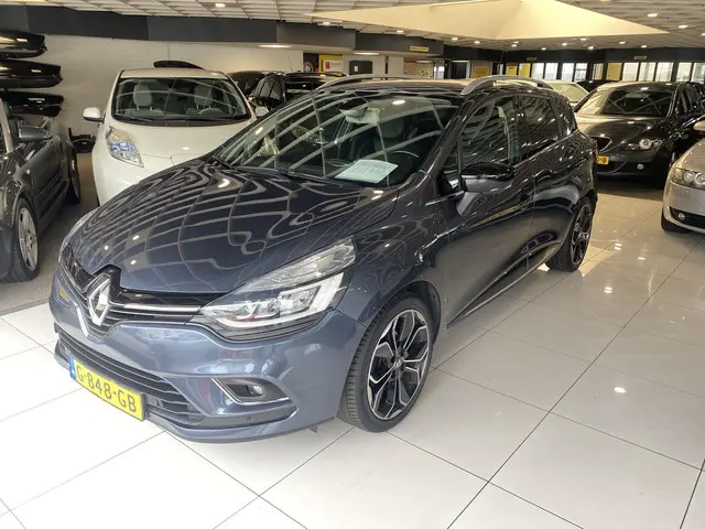 Renault Clio Estate TCe 90 Energy Bose 2019 Benzine 19