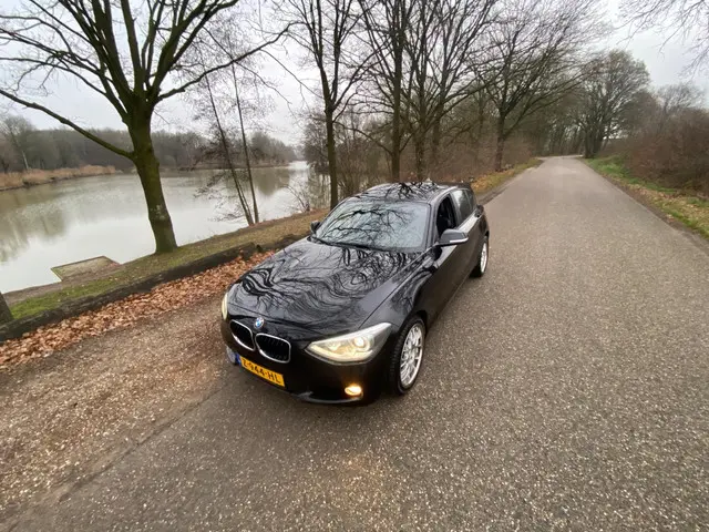 BMW 1 Serie 116i AUTOMAAT. LEDER 2013 Benzine 36