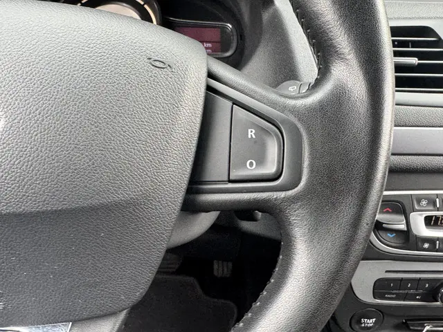 Renault Mégane 1.2 TCE LIMITED 2015 Benzine 21