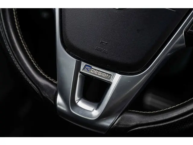 Volvo S60 1.5 T3 R-Design 2018 Benzine 23