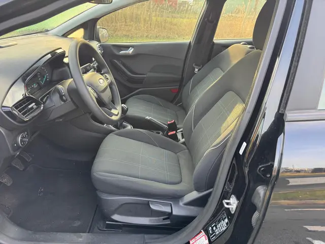 Ford Fiesta 1.1 Trend / AIRCO / NAP 2018 Benzine 11