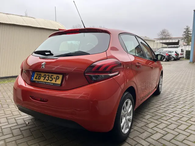 Peugeot 208 3