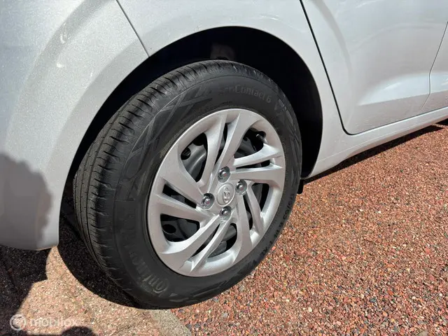 Hyundai i10 1.0 Comfort 5-zits 2022 Benzine 10